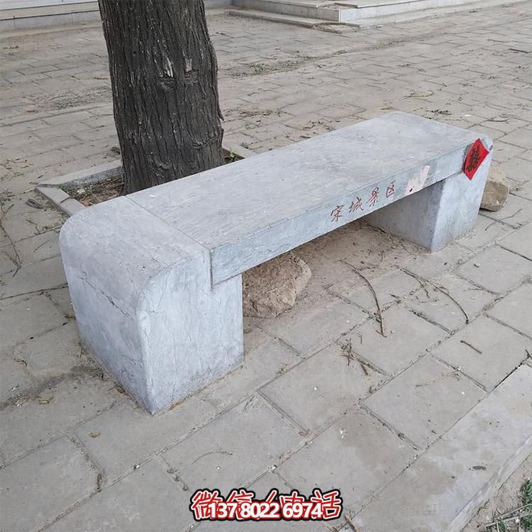 青石雕刻石凳，讓你盡情休閑