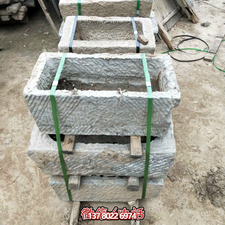 傳統(tǒng)工藝雕刻大理石擺件，點綴老石槽庭院造景