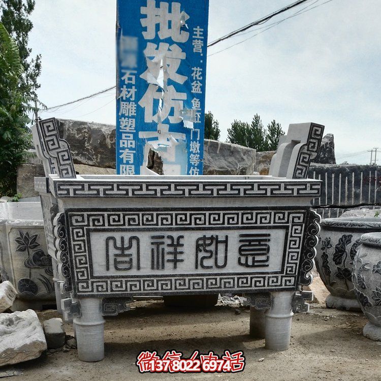 大理石石雕香爐擺件，古樸寺廟風情景觀