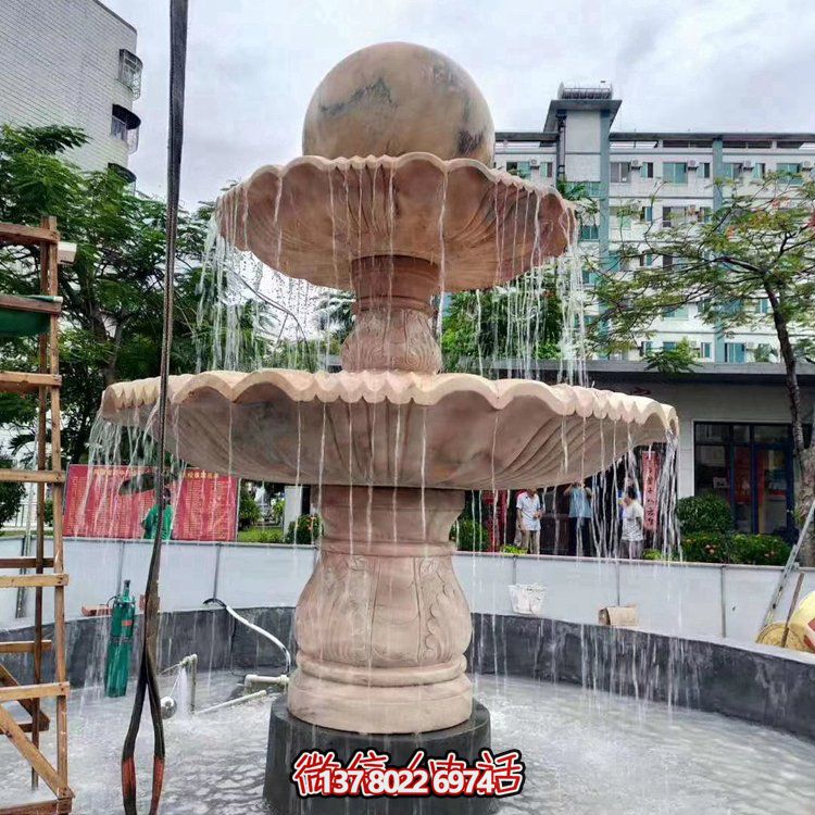 歐式大理石石雕流水噴泉，紅晚霞點綴