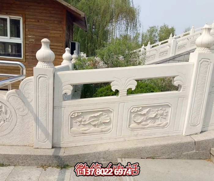 精美雕塑欄桿，提升公園景區(qū)入口環(huán)境