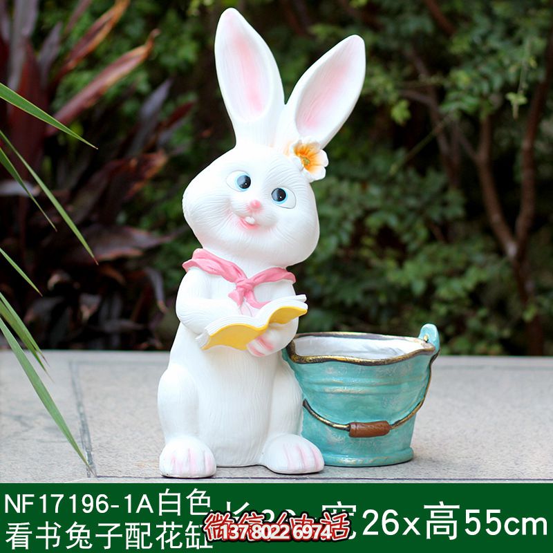 玻璃鋼兔子雕塑，為公園增色