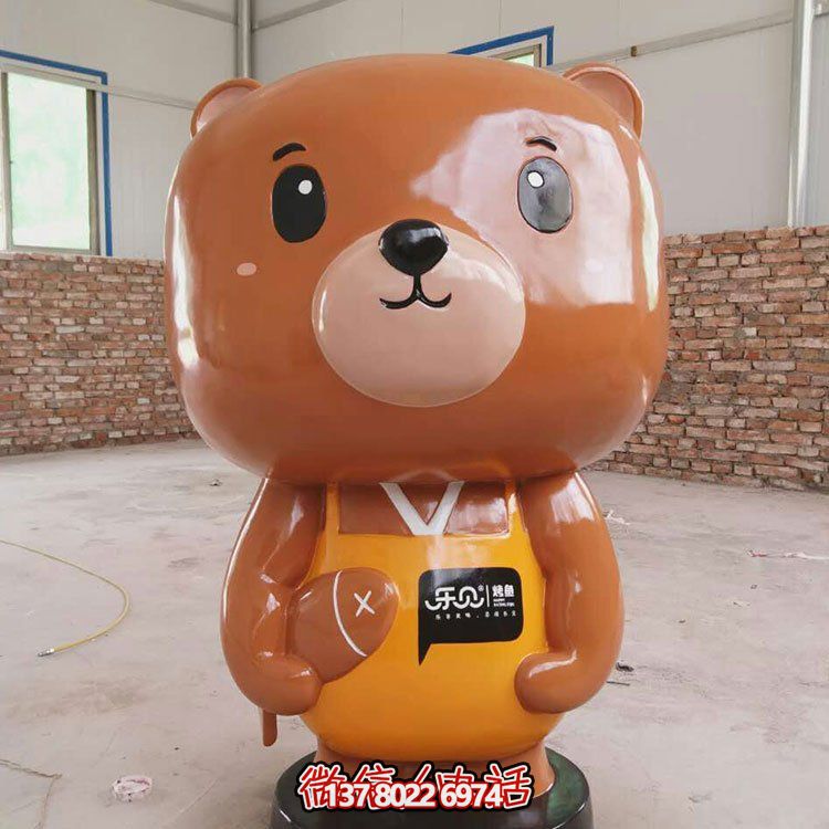 網紅小熊玻璃鋼雕塑，打造完美店鋪裝飾