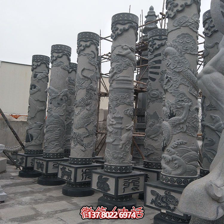 精美石雕十二生肖浮雕，傳承文化，點綴廣場柱子