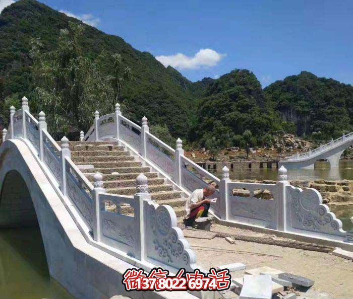 石拱橋，精美漢白玉欄桿，美景美景
