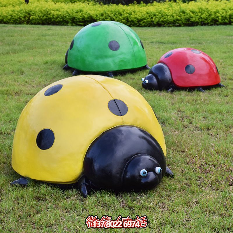 玻璃鋼彩繪瓢蟲(chóng)雕塑