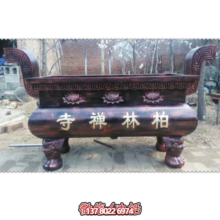 玻璃鋼大型香爐雕塑，點(diǎn)綴露天景區(qū)