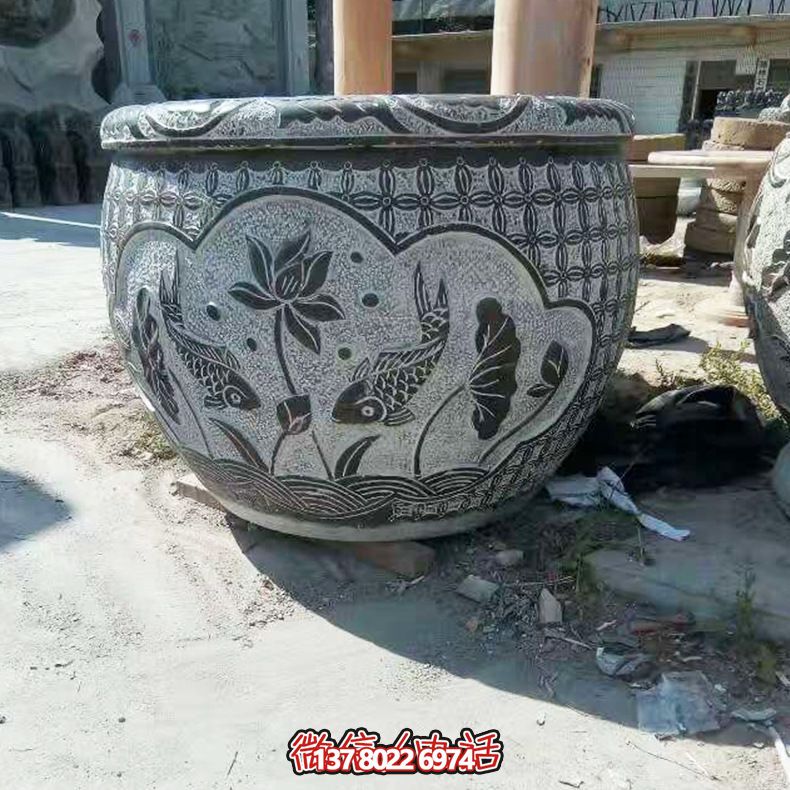 青石雙魚蓮花雕塑，養(yǎng)花缸精美裝飾