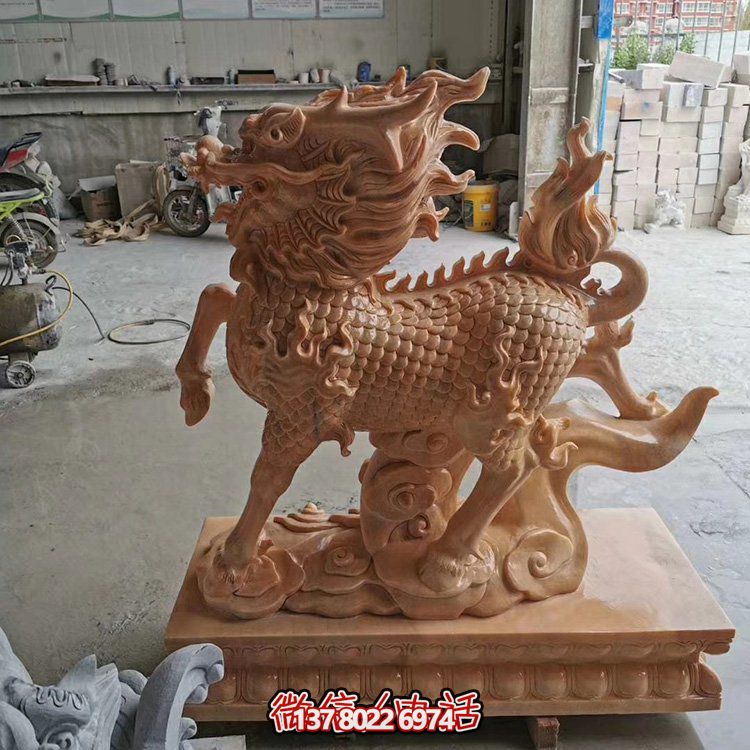 晚霞紅石雕園林浮雕庭院鎮(zhèn)宅招財(cái)麒麟擺件