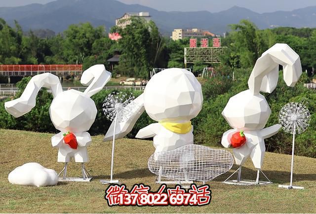 不銹鋼塊面雕塑——網紅雕塑，造型新穎，富有活力。